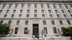 Justice Department mishandled sex harassment cases, says report