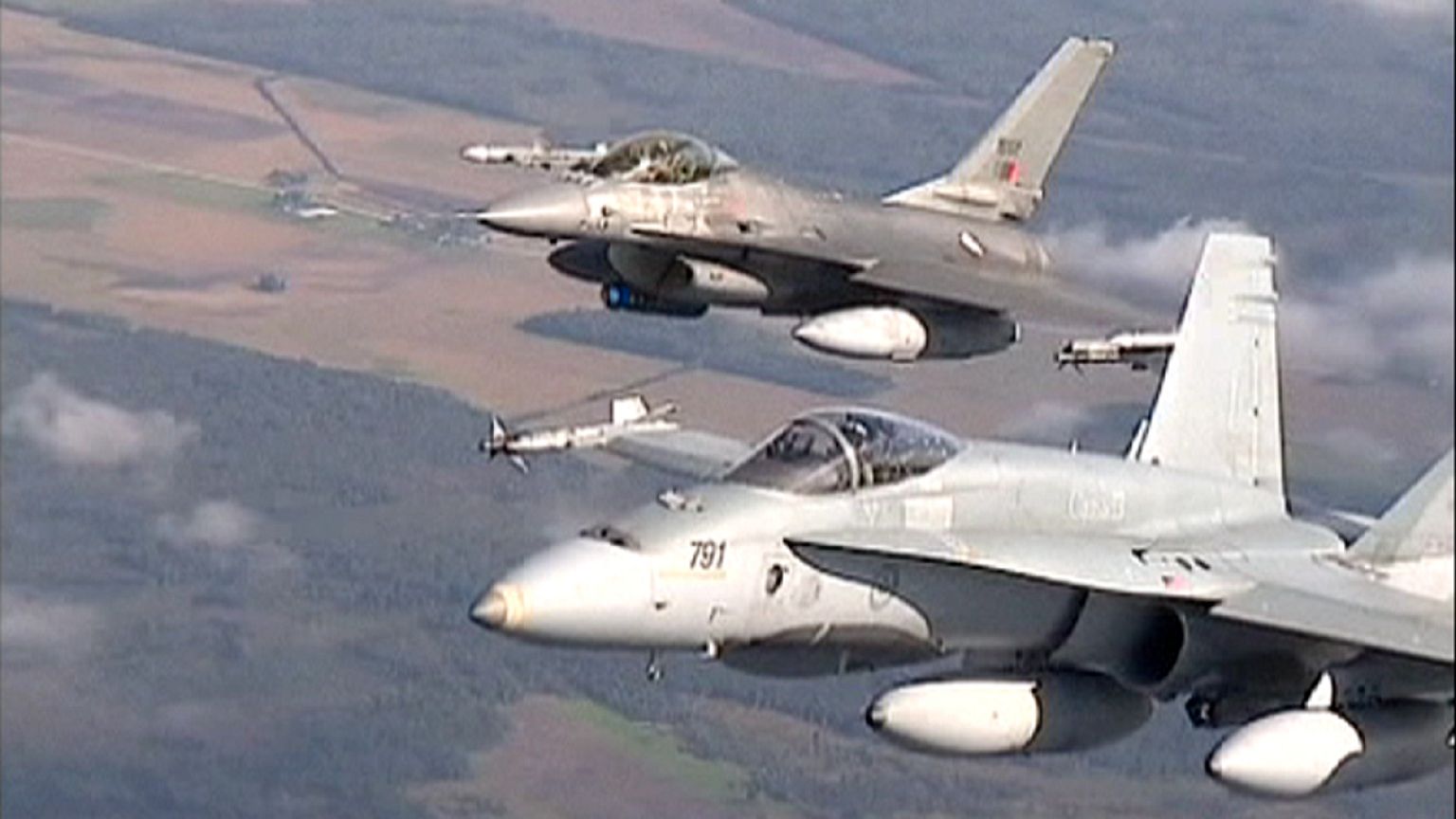 El Reino Unido intercepta dos bombarderos rusos cerca de su espacio aéreo