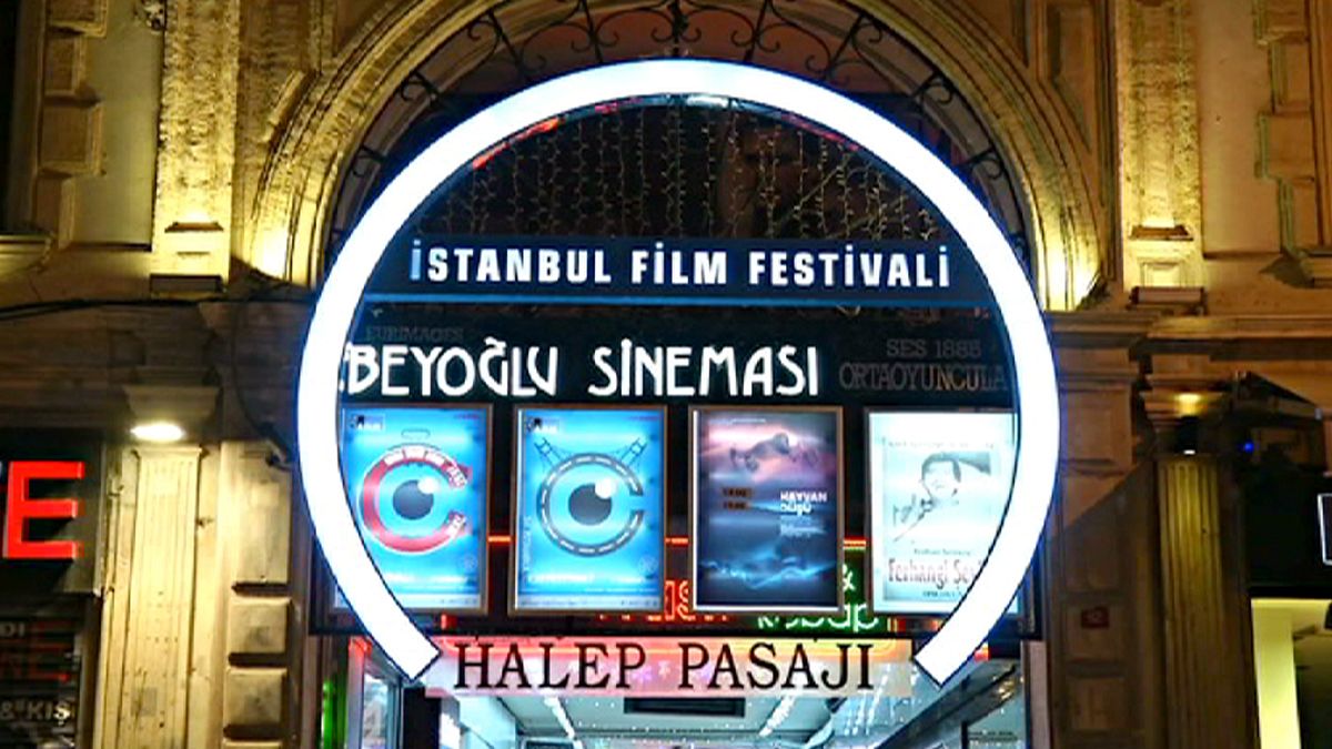 Кинофестиваль в Стамбуле - заложник политических решений