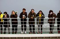 Corea del Sud: lacrime e fiori un anno dopo il naufragio del traghetto Sewol