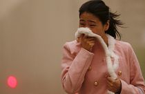 Σφοδρή αμμοθύελλα σαρώνει τη βόρεια Κίνα
