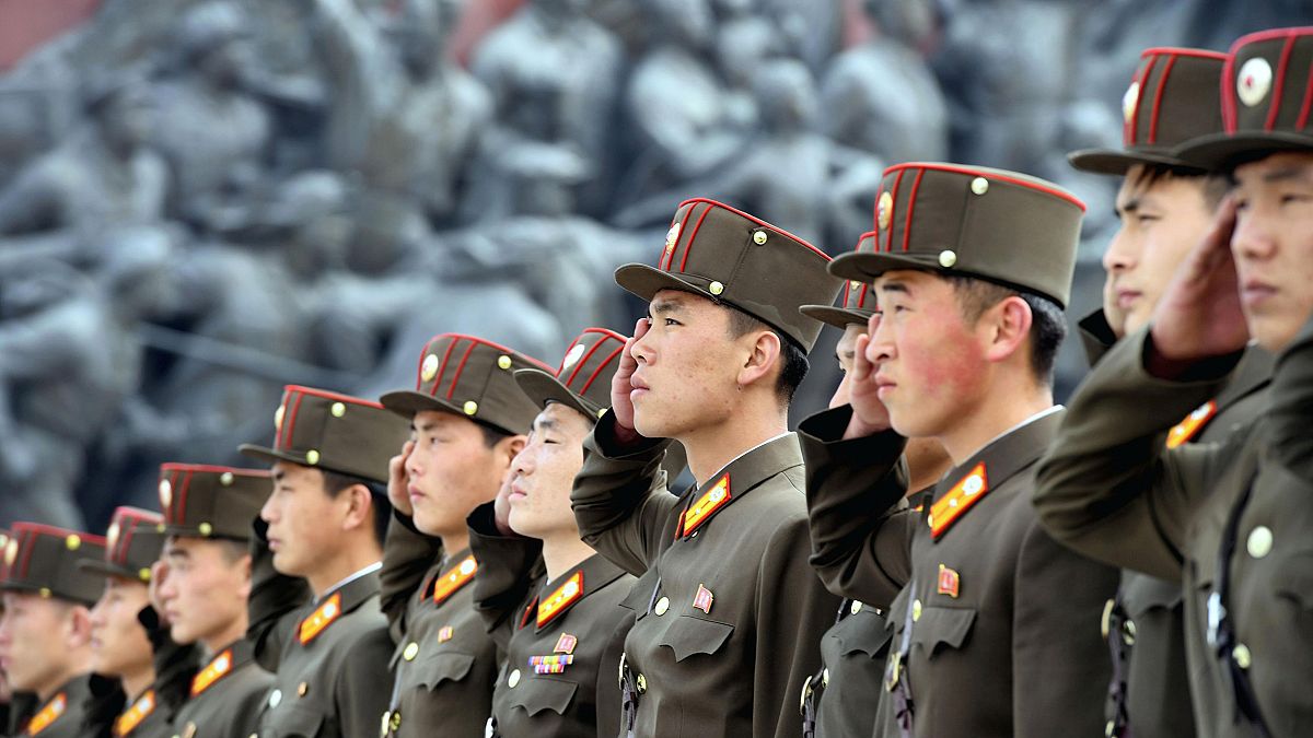 Image: North Korean soldiers