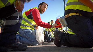 4 000 mineurs grecs dans la rue pour garder leur emploi