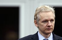 Londonban hallgatják meg Assange-t a svéd hatóságok