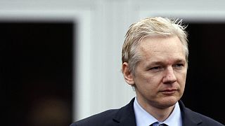 Londonban hallgatják meg Assange-t a svéd hatóságok