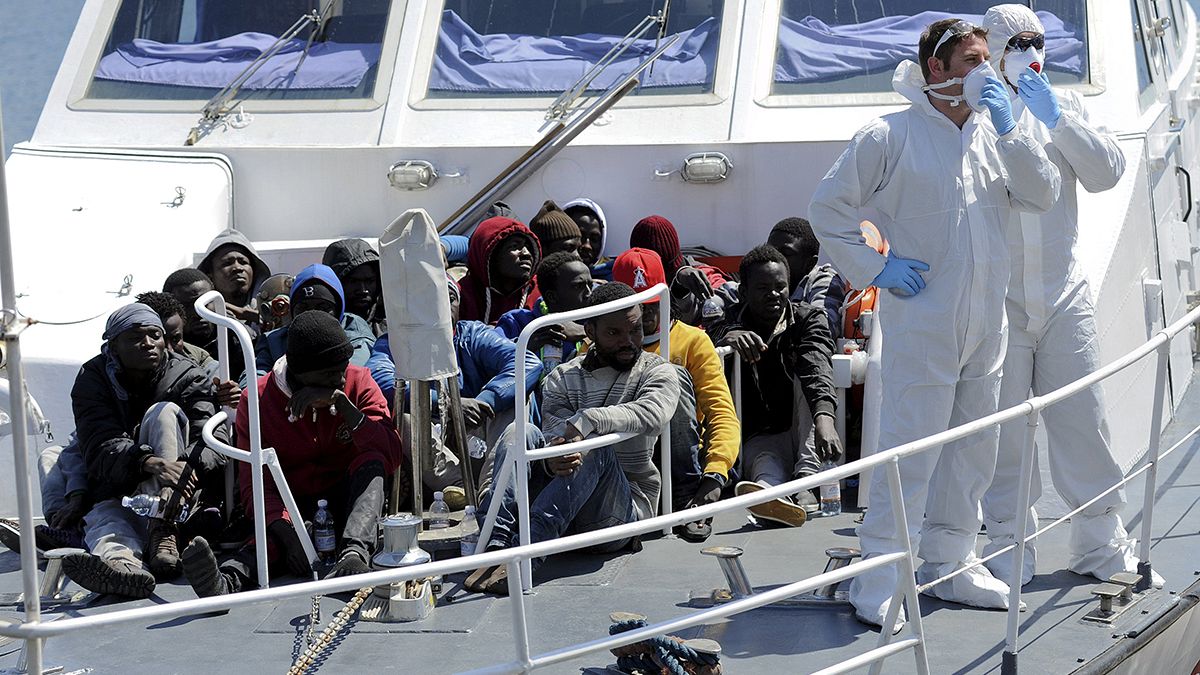 نجات جان یازده هزار پناهجو توسط گارد ساحلی ایتالیا