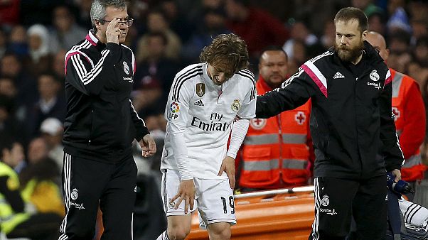 El Barcelona mantiene su ventaja frente a un Real Madrid que pierde a Modric El Barcelona mantiene su ventaja frente a un Real Madrid que pierde a Modric