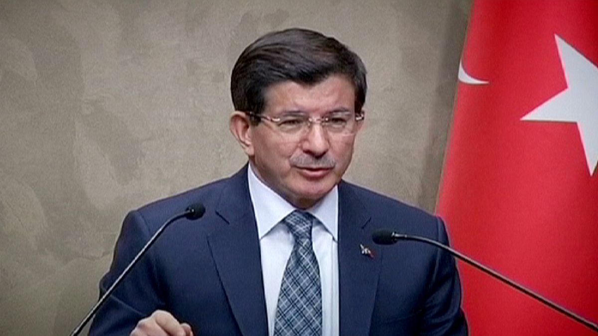 Davutoğlu: "Osmanlı Ermenileri 24 Nisan'da Türkiye'de de anılacak"