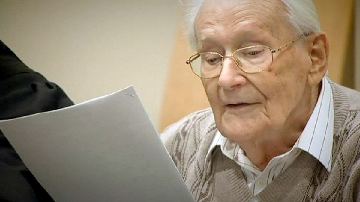 Processo al nazista Gröning, sopravvissuta: "È importante che sia giudicato"