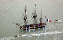 Franceses constroem réplica de navio de guerra do século XVIII