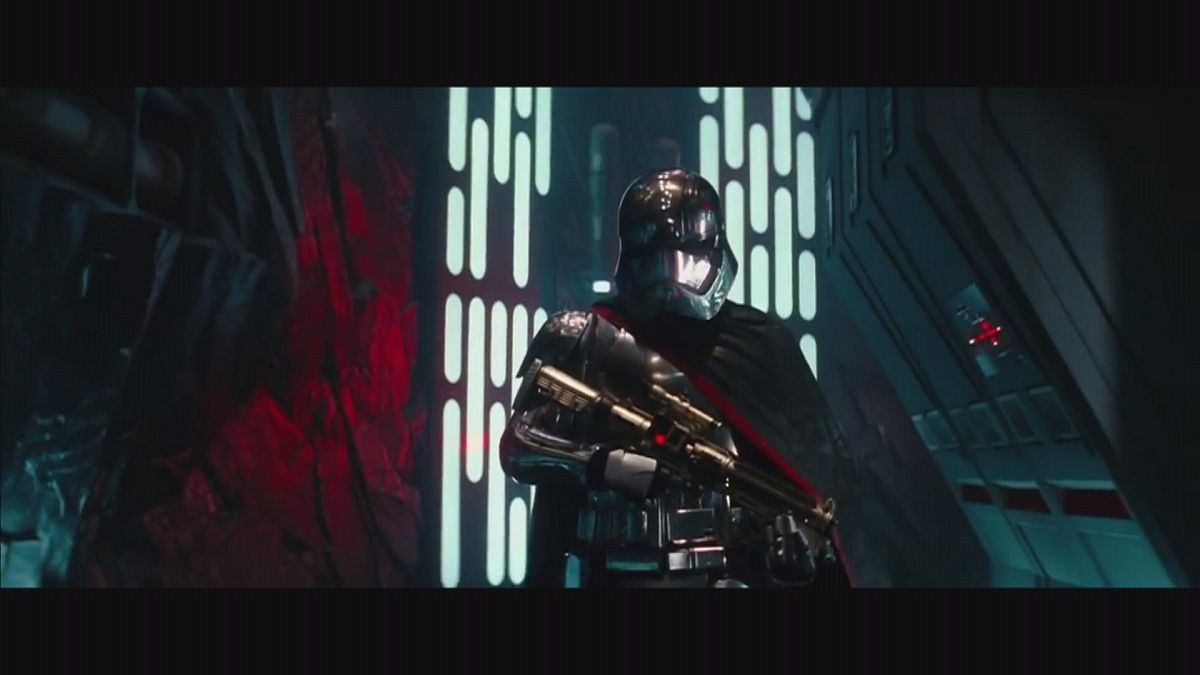 Rekordokat döntöget az új Star Wars-mozi trailere