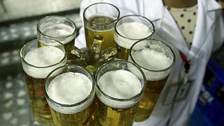 Portugal poíbe venda de cerveja e vinho a menores e pressiona fumadores