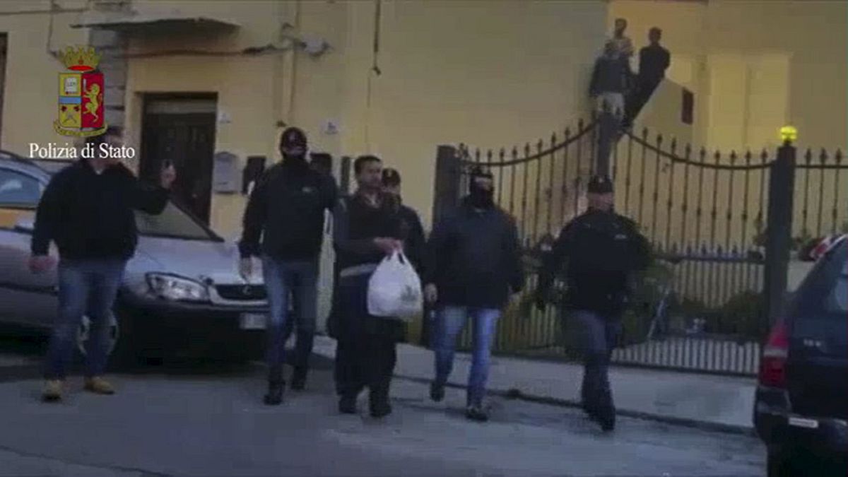 Italia: vasta operazione antiterrorismo. Almeno 18 in manette