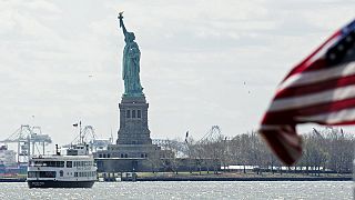 إنذار كاذب لوجود متفجرات قرب تمثال الحرية في نيويورك