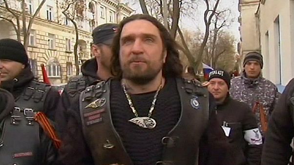 Polonya'dan Putinci motorculara red Polonya'dan Putinci motorculara red