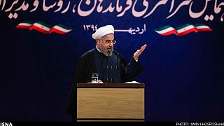 روحانی: پلیس موظف به اجرای اسلام نیست