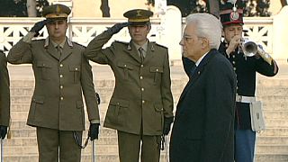 Liberazione: Mattarella, "un incitamento a tenere la schiena dritta"