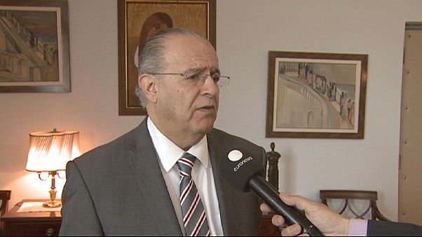 القبارصة اليونانيون يرحبون بفوز أكينجي ويتطلعون للعمل معه القبارصة اليونانيون يرحبون بفوز أكينجي ويتطلعون للعمل معه