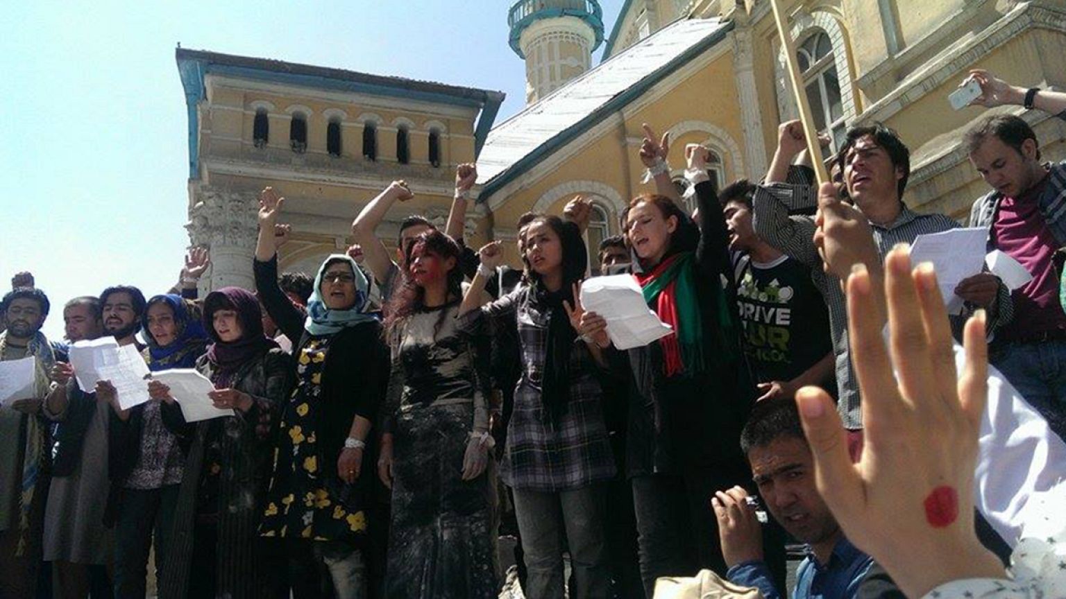 فعالان مدنی در کابل خواهان سرعت رسیدگی به پرونده قتل فرخنده شدند