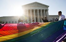 دیوان عالی آمریکا قانونی بودن ازدواج همجنسگرایان را بررسی می کند