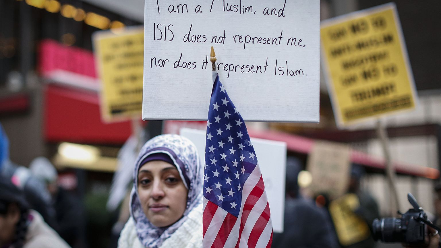 Image: FILES-US-MIDEAST-ISLAM-CENSUS-MINORITIES-DEMOGRAPHICS