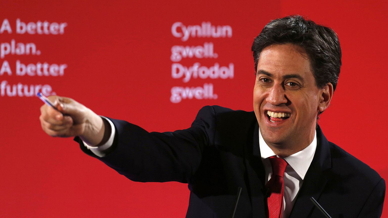 Ed Miliband defende programa trabalhista para a classe média britânica