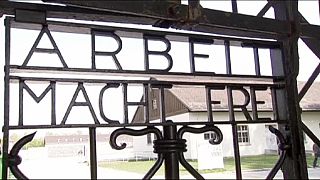 Dachau Toplama Kampı kapılandı