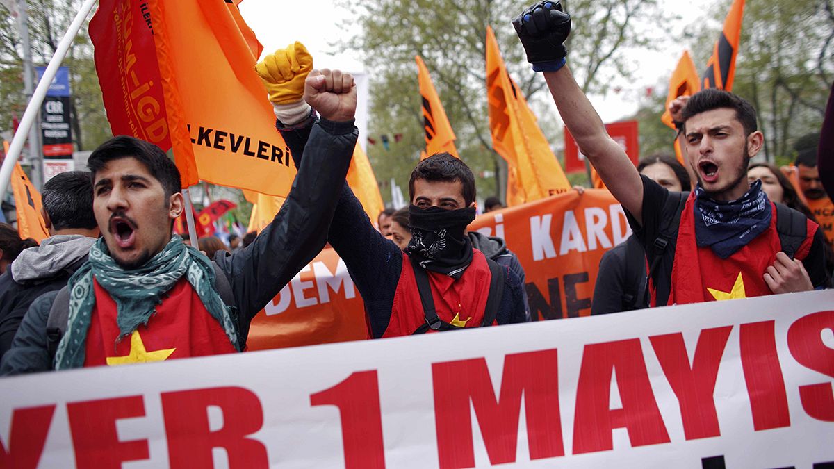 Istanbul police prevent May Day protesters reaching Taksim Square
