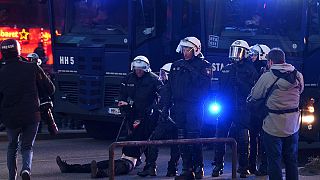 حمله راستگرایان افراطی به تظاهرات روز کارگر در آلمان
