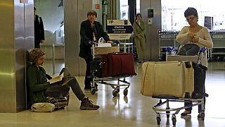 Egyre nagyobb a káosz a portugál reptereken