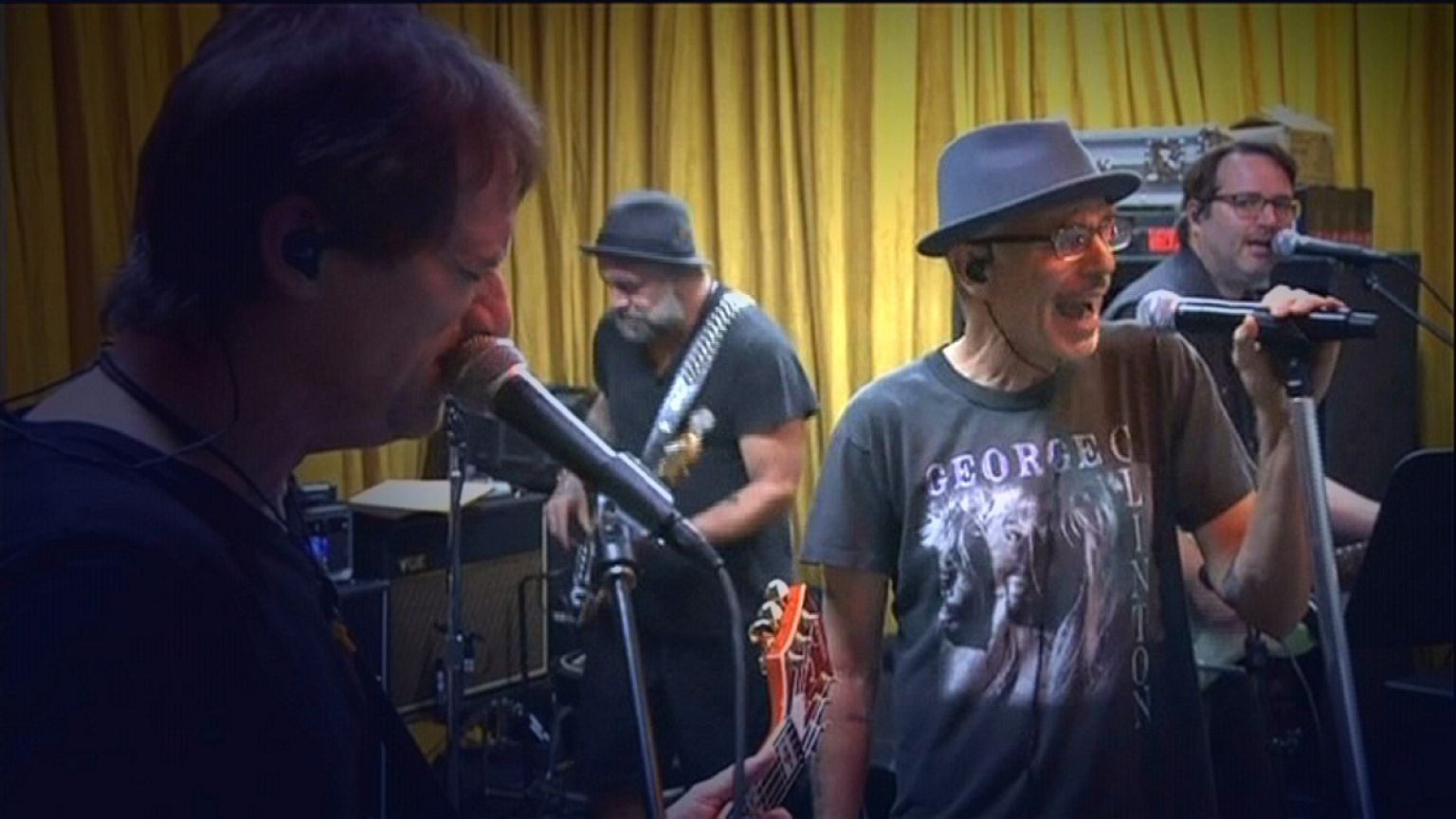 Billy Bob Thornton goes back to rock'n roll with Boxmasters' new allbum