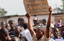Burundi: Pelo menos dois manifestantes mortos em protestos contra candidatura de Nkurunziza