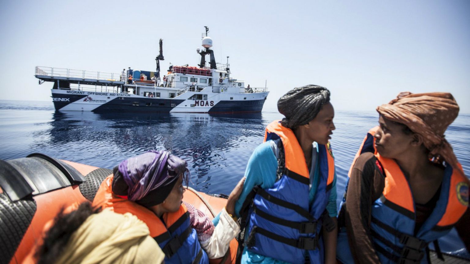 Mare Nostrum / Triton : combien coûte la vie d'un migrant ?