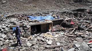 Nepal: Mau tempo vem piorar as buscas