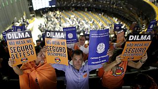 Brasile, nuove proteste contro Dilma Rousseff- Decine di migliaia chiedono le dimissioni del Presidente