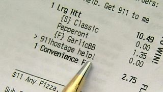 США: заказ пиццы спас заложницу