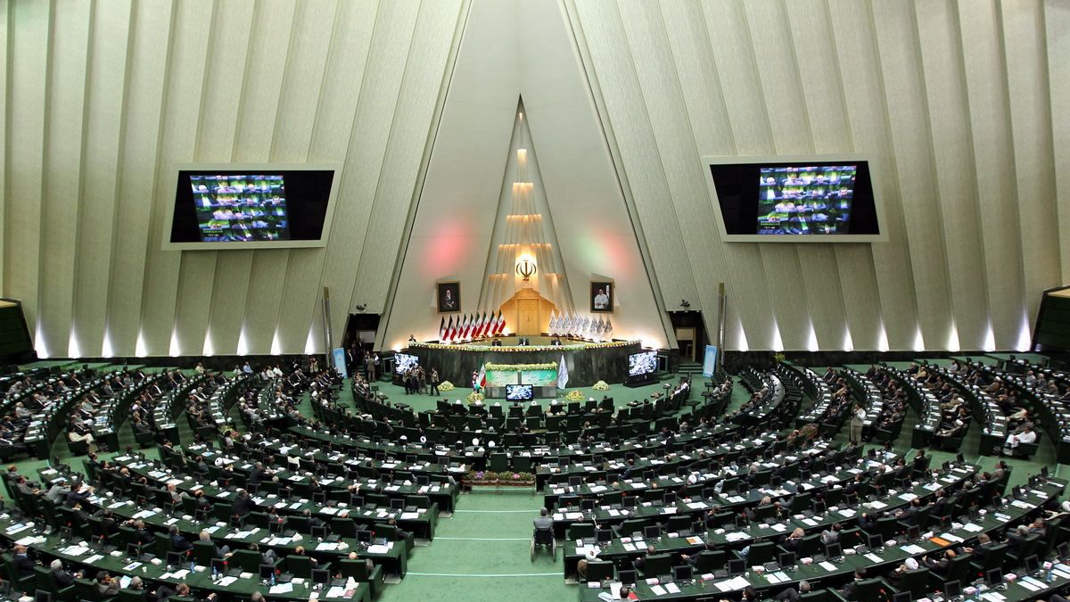 نقش احزاب تازه تاسیس در فضای سیاسی ایران