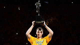 Sports United: Stephen Curry NBA'in en iyisi, Masa tenisinin en iyisi Ma Long oldu, Yunanistan 2004 Atina Olimpiyatları mağduru...