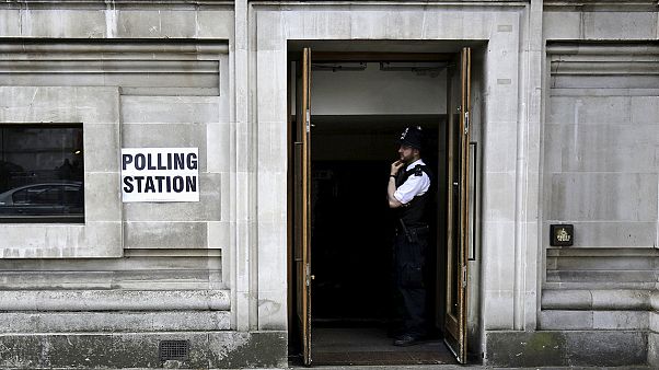 A nail-biting finish in the UK election race, with a hung parliament expected A nail-biting finish in the UK election race, with a hung parliament expected