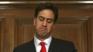 Ed Miliband si dimette. Dopo la sconfitta, il Labour perde la testa