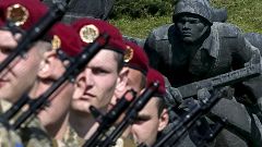 Eltérő üzenetek az ukrán kormány és az orosz szeparatisták győzelem napi ünnepségén