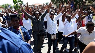Protestos no Burundi: Polícia desmantela barricadas e deixa pelo menos um morto