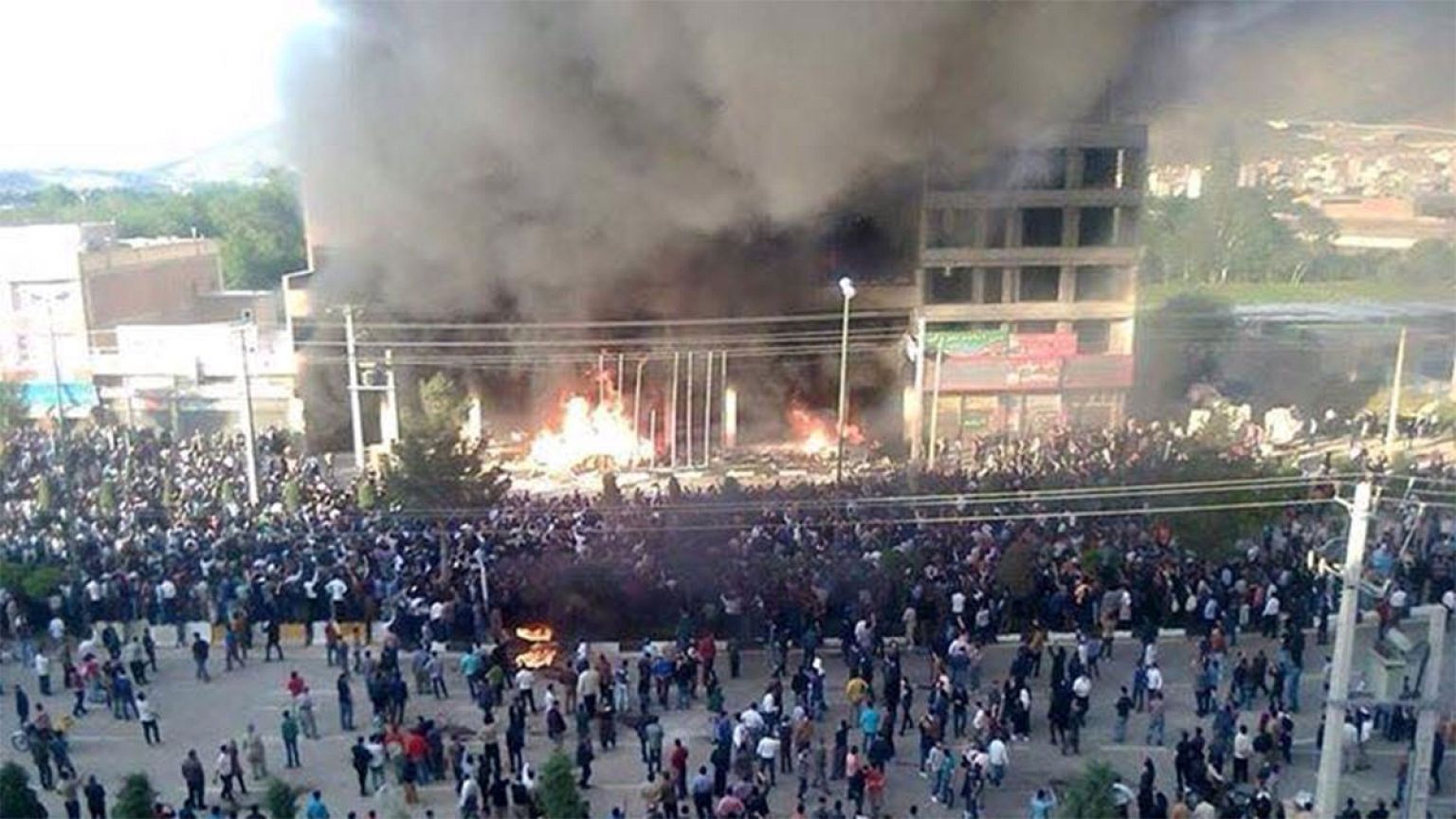 وزیر کشور: متهم پرونده مهاباد نیروی امنیتی نبوده است