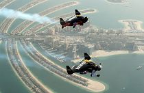 "Jetmen" über dem Himmel von Dubai