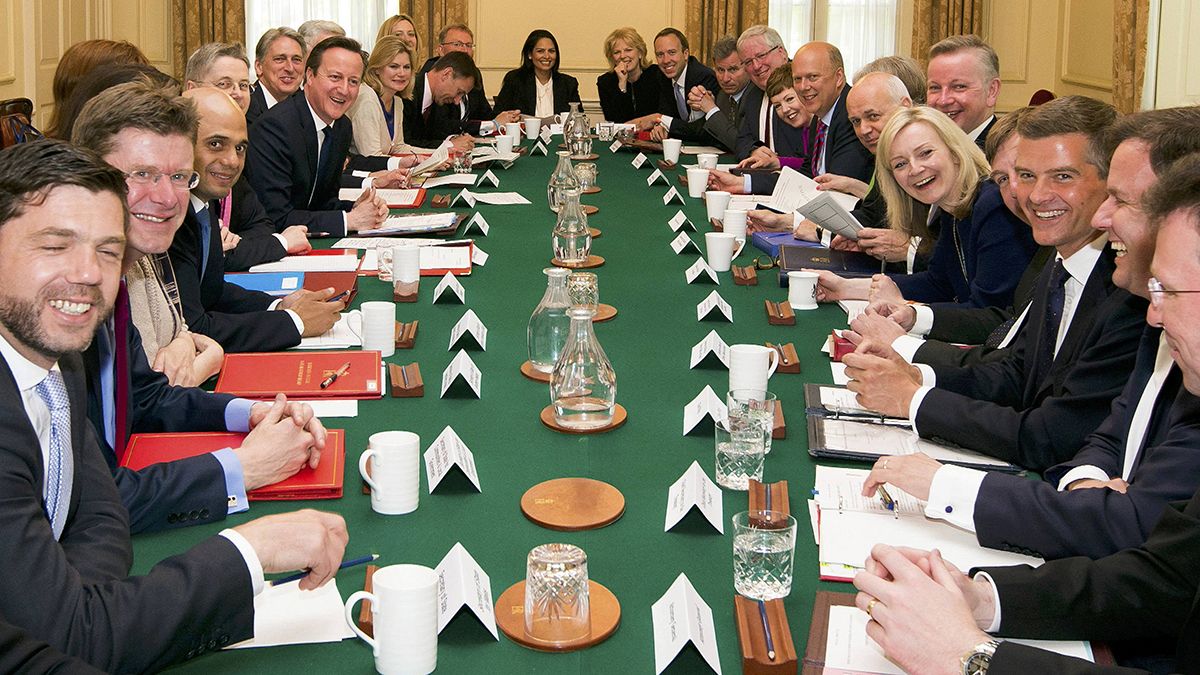 Великобритания: первое заседание нового правительства