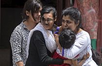 İkinci kez sallanan Nepal'de halk perişan