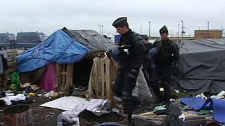 Fransız polisinin göçmenlere dayak görüntüleri