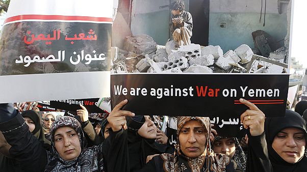 Yemen ateşkese yoğun bombardımanla girdi Yemen ateşkese yoğun bombardımanla girdi