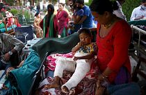 Desespero toma conta dos nepaleses depois do segundo sismo