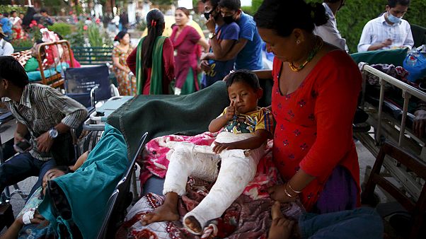 Nepal'de deprem korkusu sürüyor Nepal'de deprem korkusu sürüyor